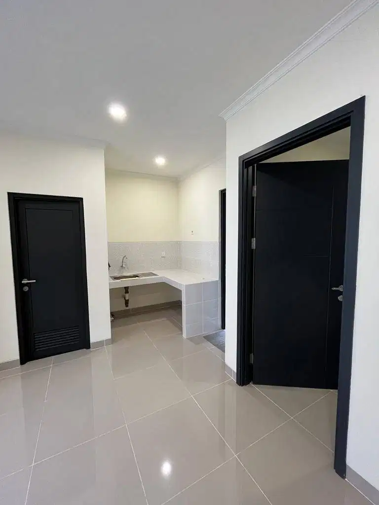 Termurah. Rumah modern cluster Baroni, Gading Serpong.