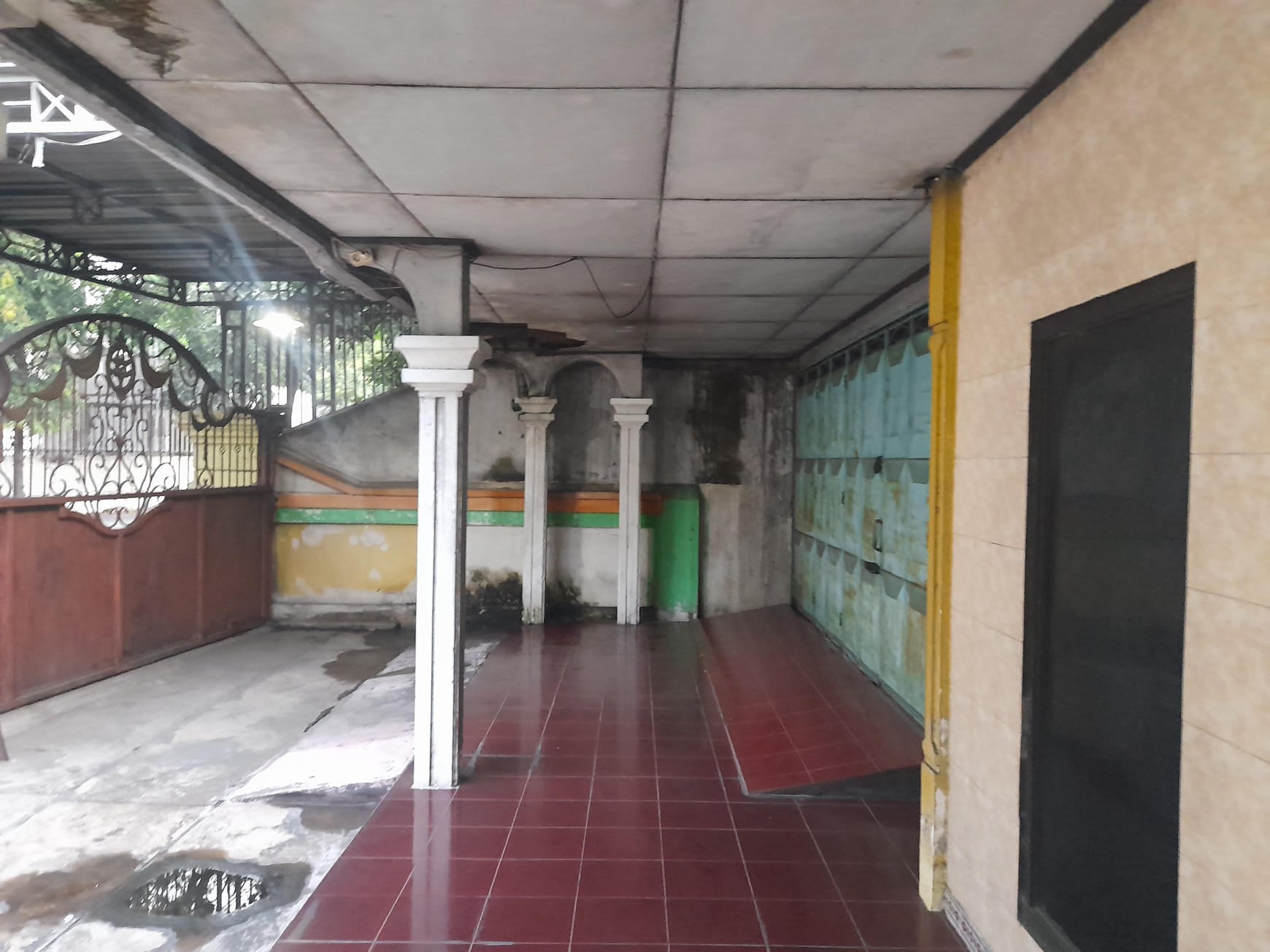 Rumah Luas 2 Lantai di Jantung Jelakombo, Jombang