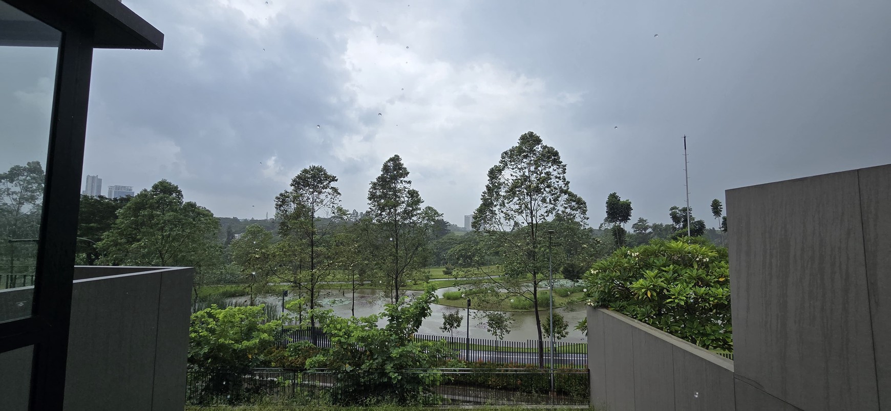 Langka NAVAPARK LAUREL View langsung ke BOTANICAL Park