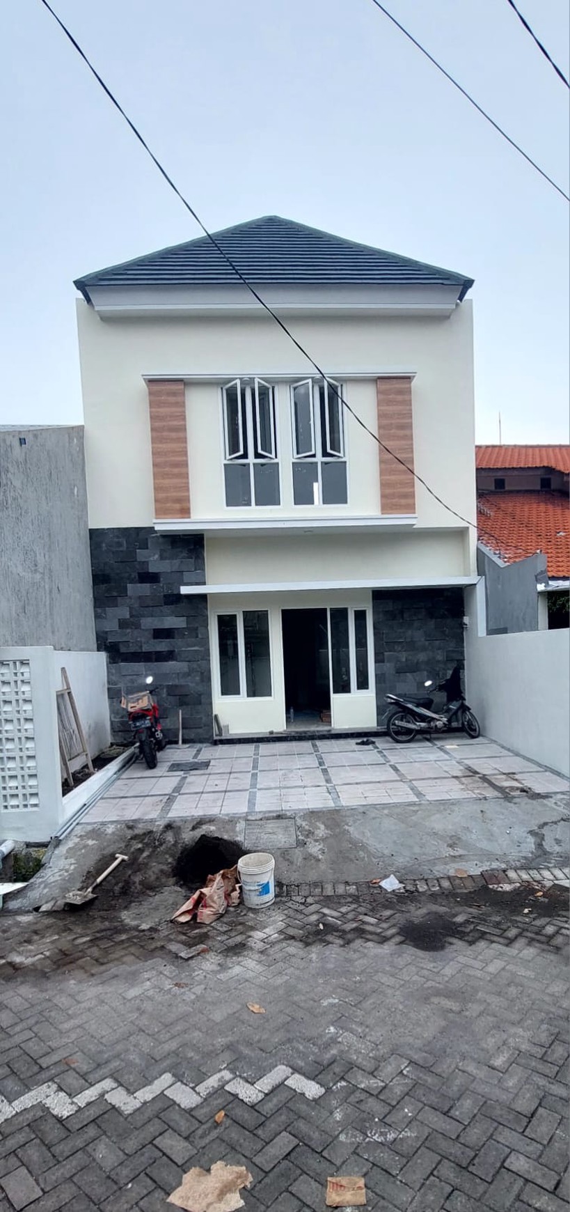 Dijual rumah Medokan Ayu