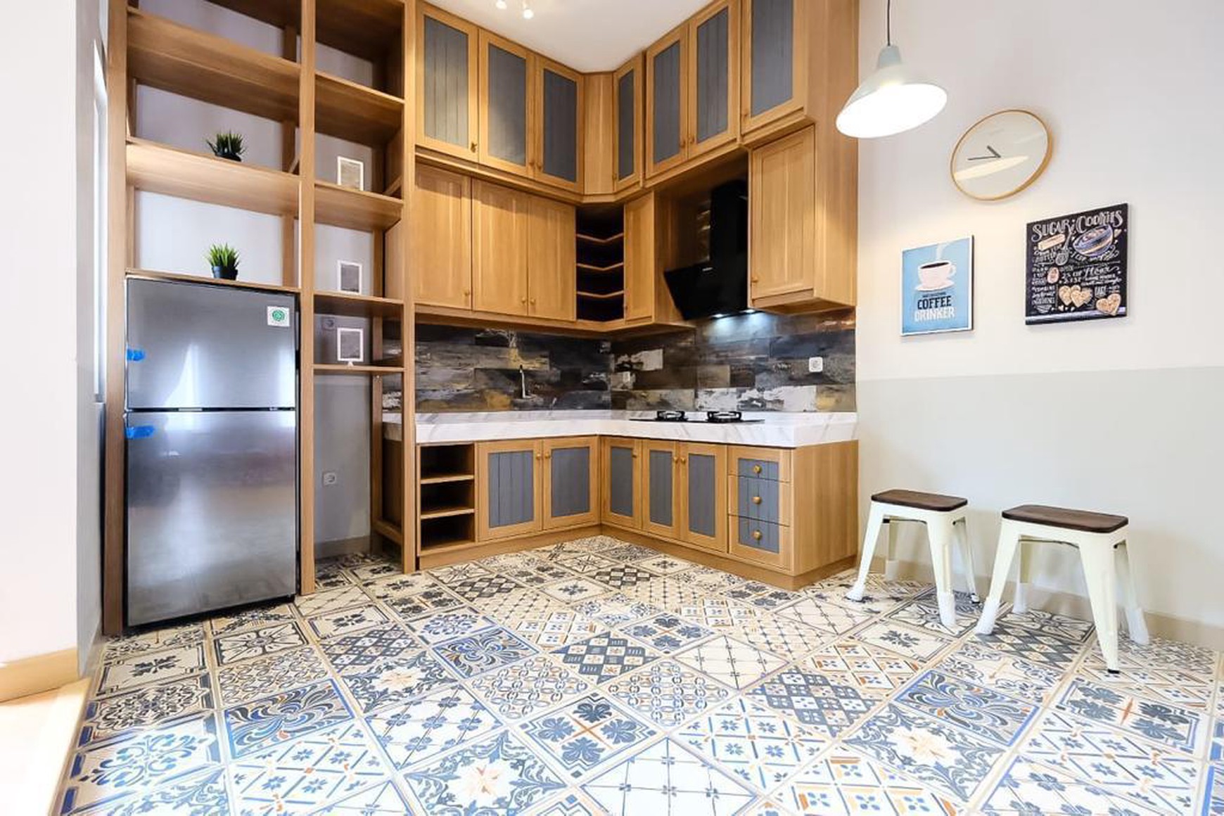 Rumah Siap Huni Luas Tanah 404m2 Area Pejaten Barat Kemang Timur