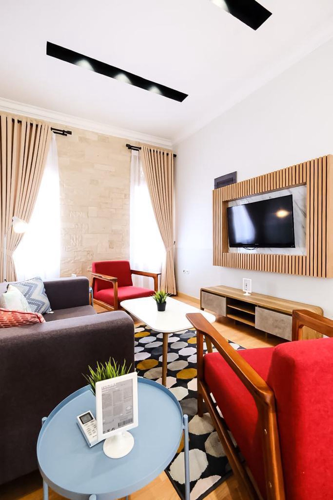 Rumah Siap Huni Luas Tanah 404m2 Area Pejaten Barat Kemang Timur