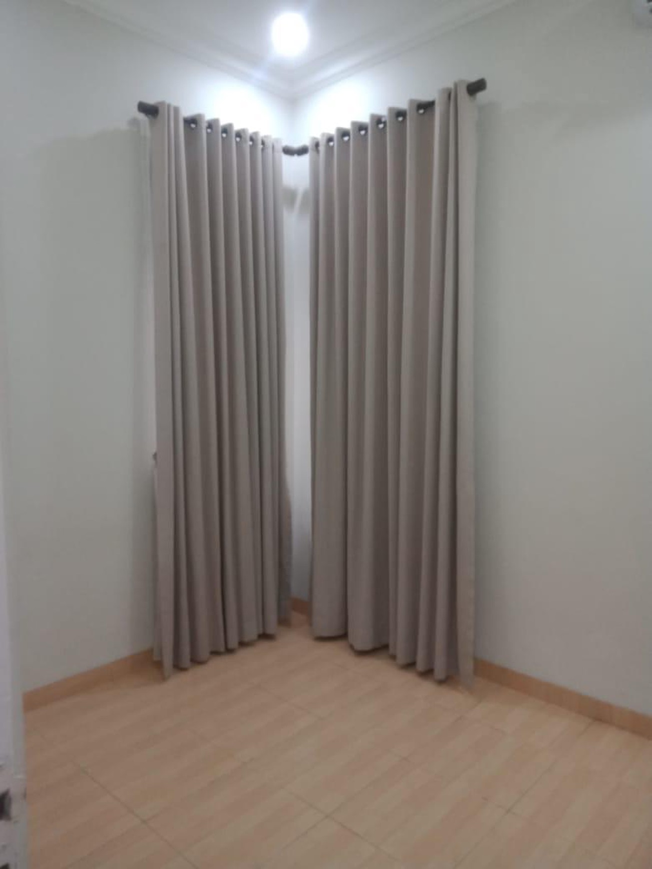 Rumah Siap Huni Luas Tanah 404m2 Area Pejaten Barat Kemang Timur