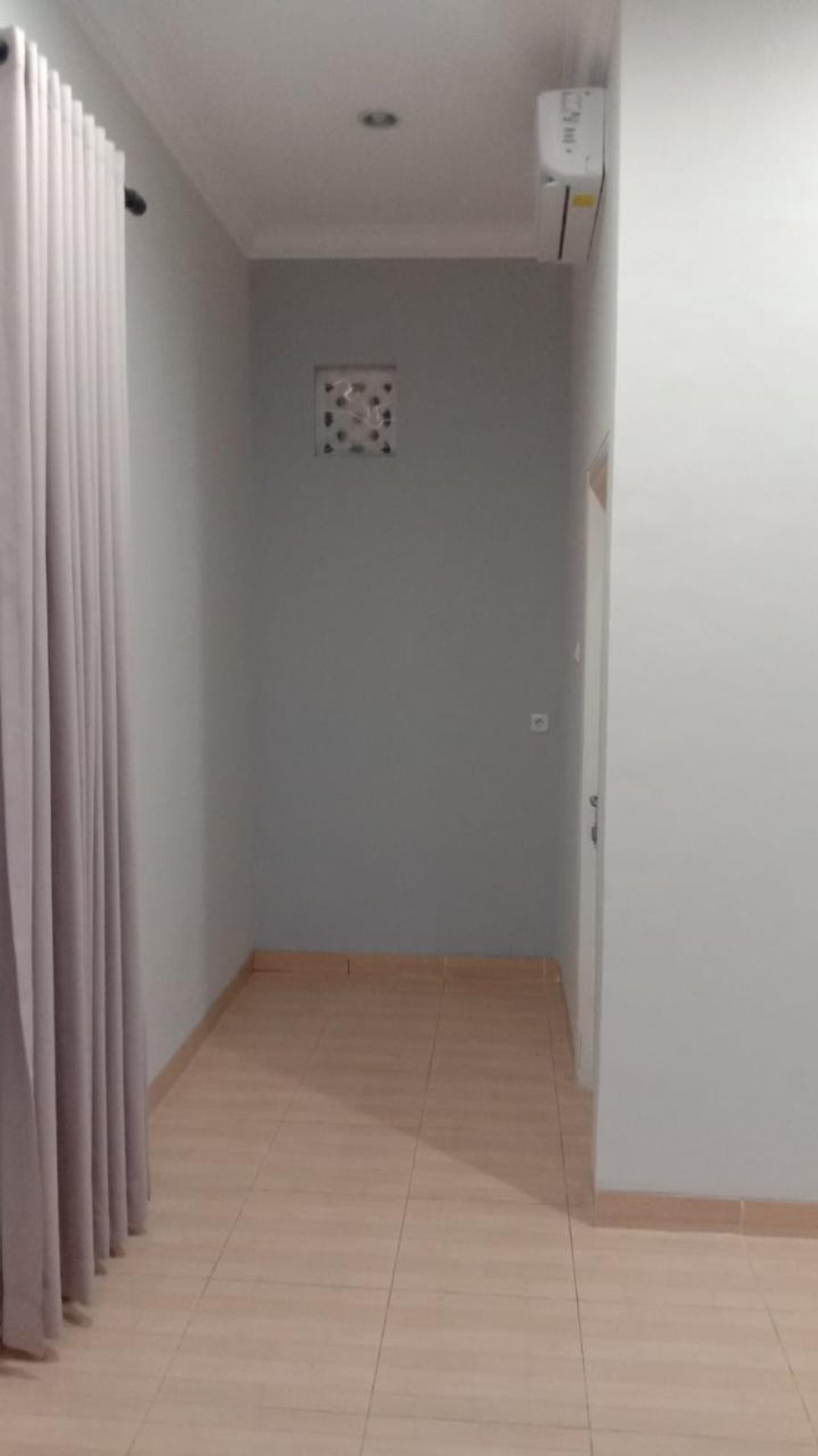 Rumah Siap Huni Luas Tanah 404m2 Area Pejaten Barat Kemang Timur