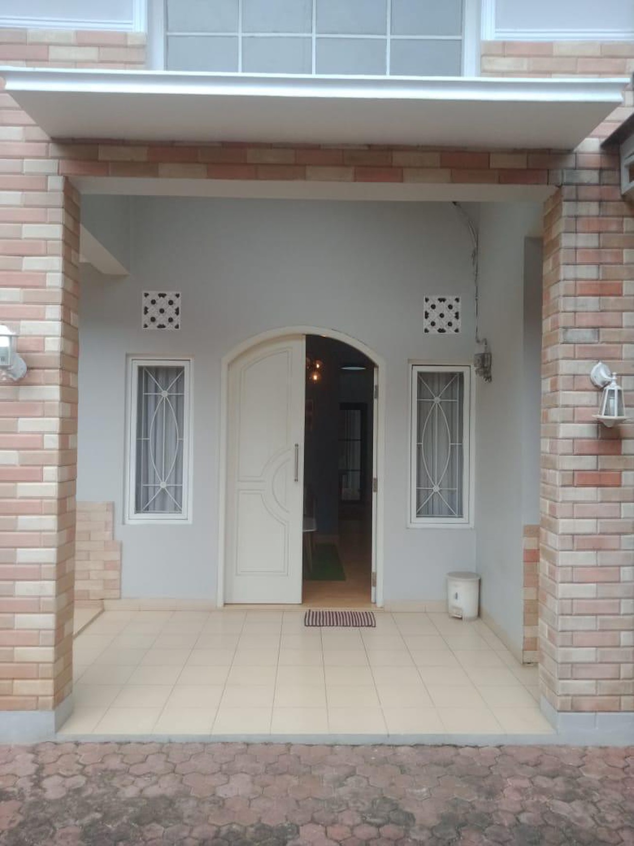 Rumah Siap Huni Luas Tanah 404m2 Area Pejaten Barat Kemang Timur