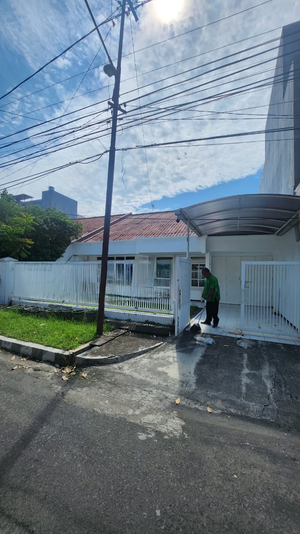 Rumah Hitung Tanah Area Cipete