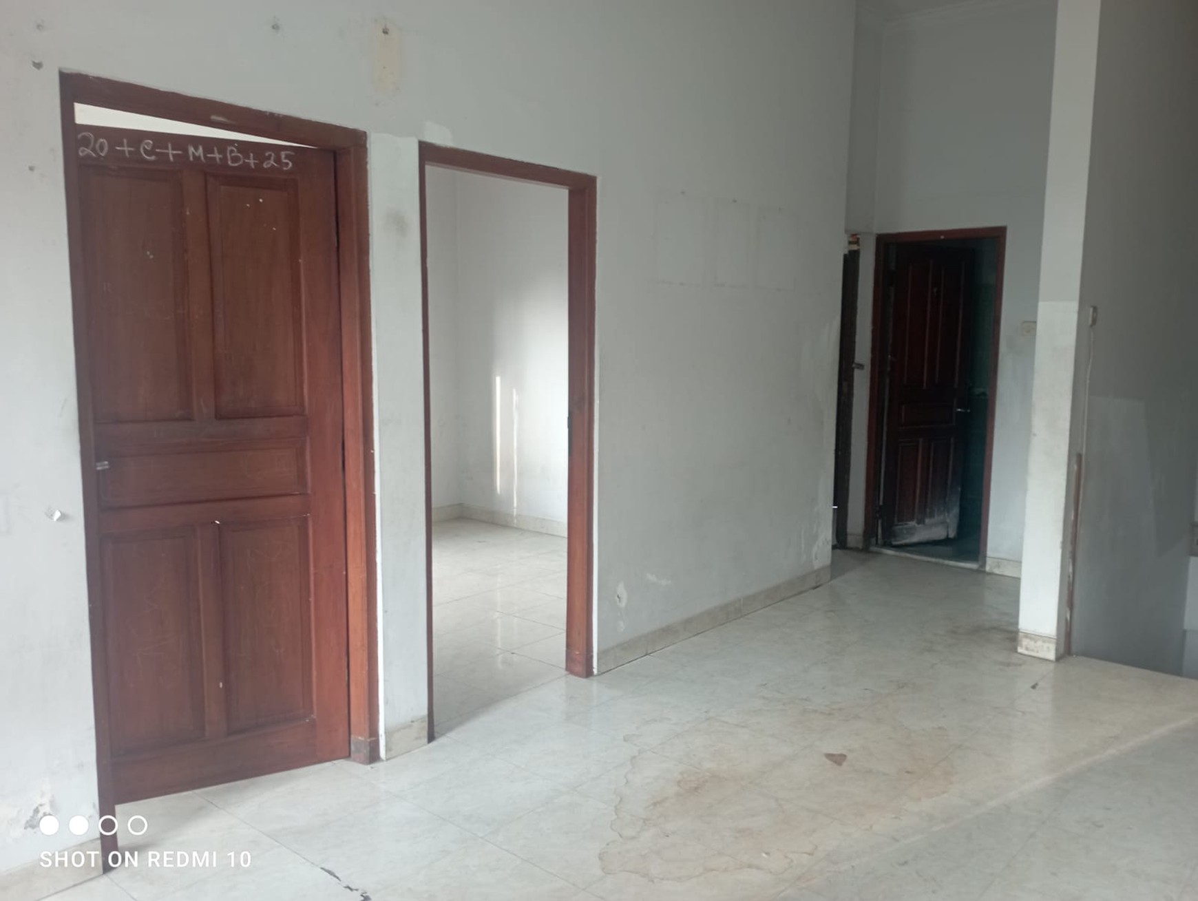 Rumah Hitung Tanah Area Cipete