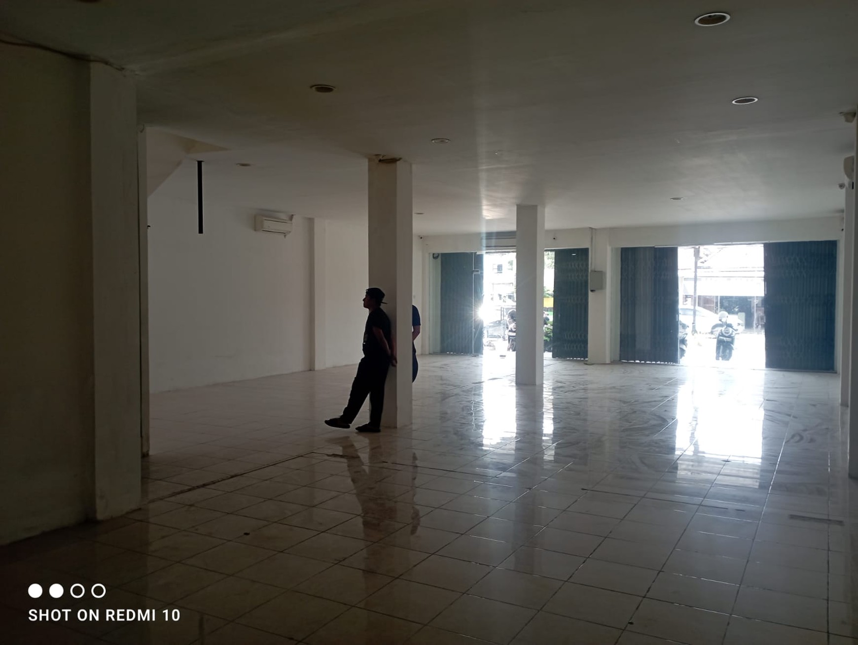 Bangunan Komersil Lokasi Premium Dekat Kampus Jl Babarsari Depok Sleman