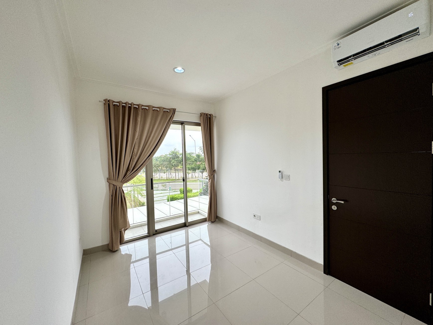 Disewakan Rumah di Cluster Virginia, PIK2