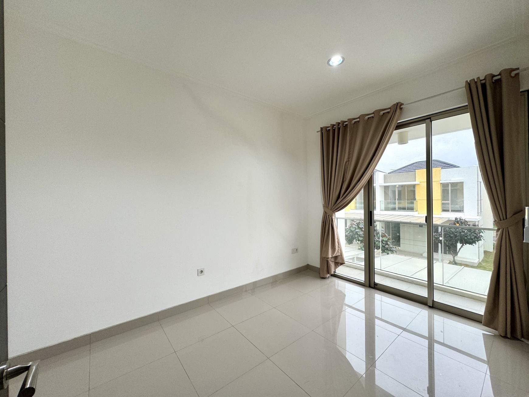 Disewakan Rumah di Cluster Virginia, PIK2