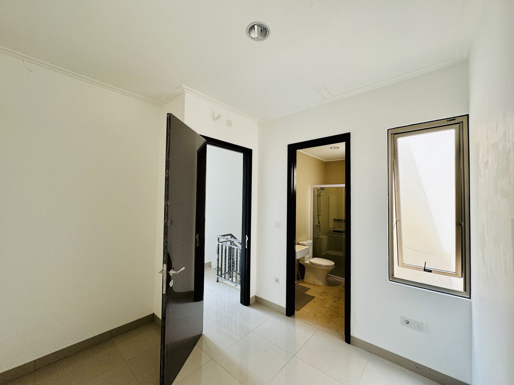 Disewakan Rumah di PIK2 Cluster Miami