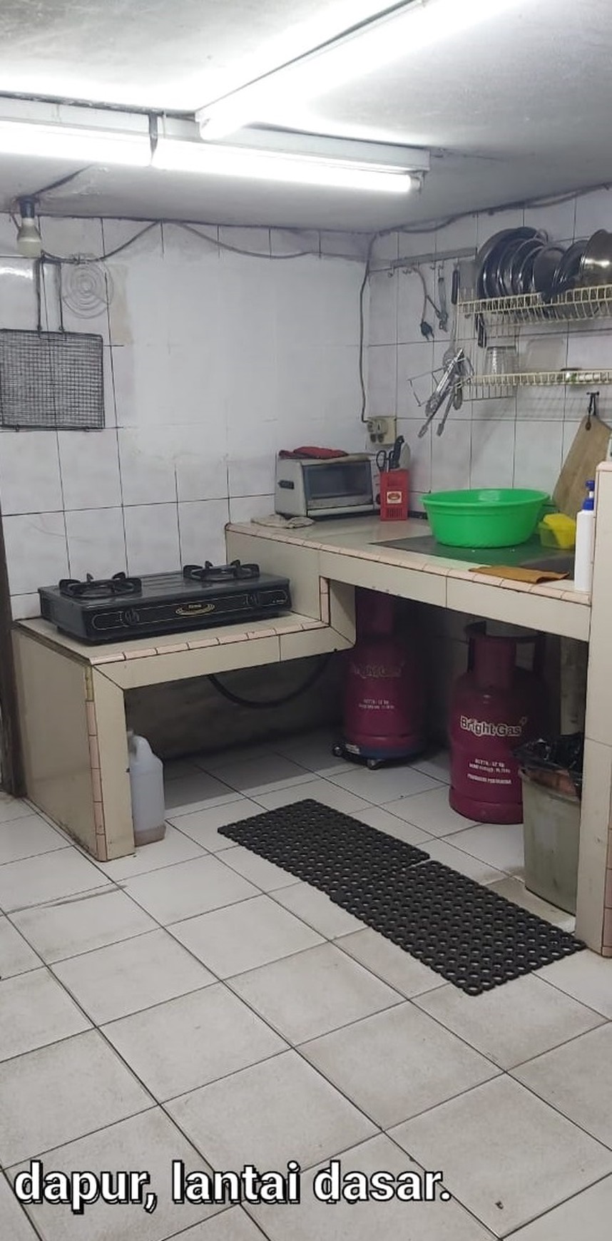 Disewakan ruko di latumenten