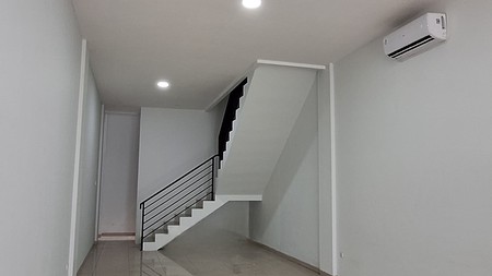 Disewa ruko pluit karang ayu
