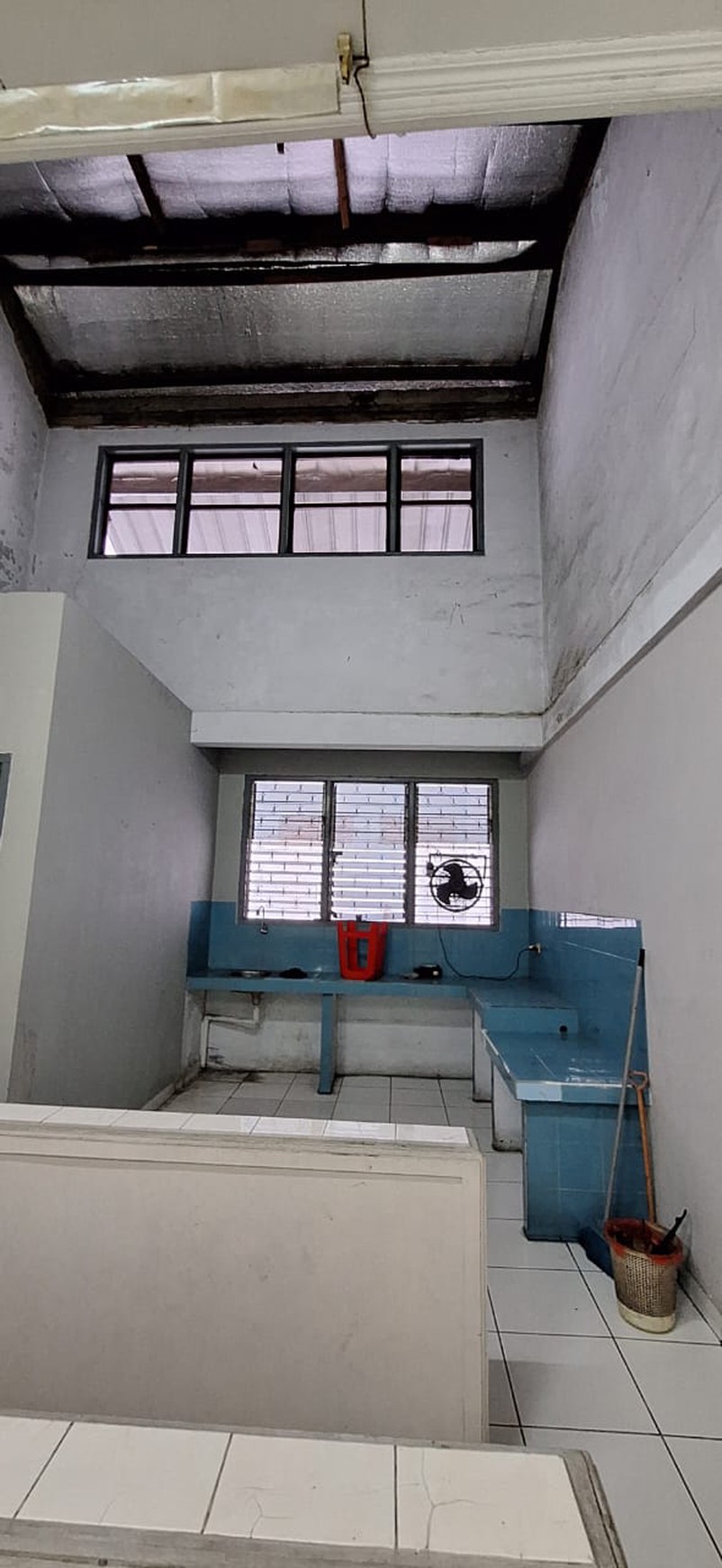Disewakan Ruko di Taman Harapan Indah