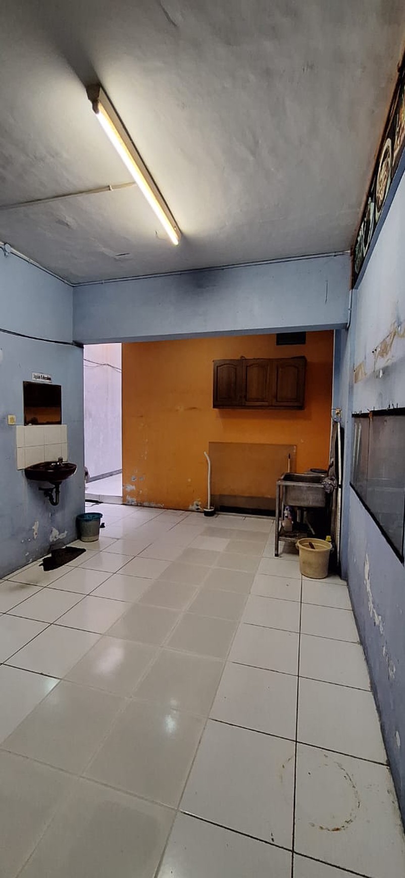 Disewakan Ruko di Taman Harapan Indah