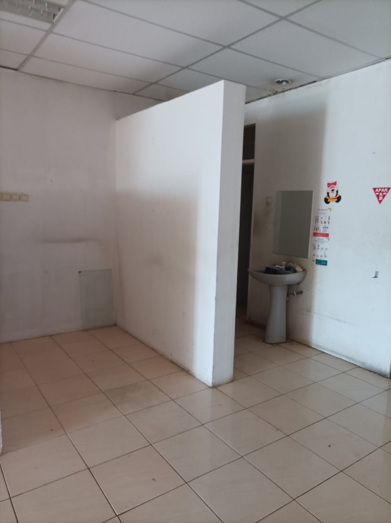 Disewakan ruko di jalan juanda jakarta pusat