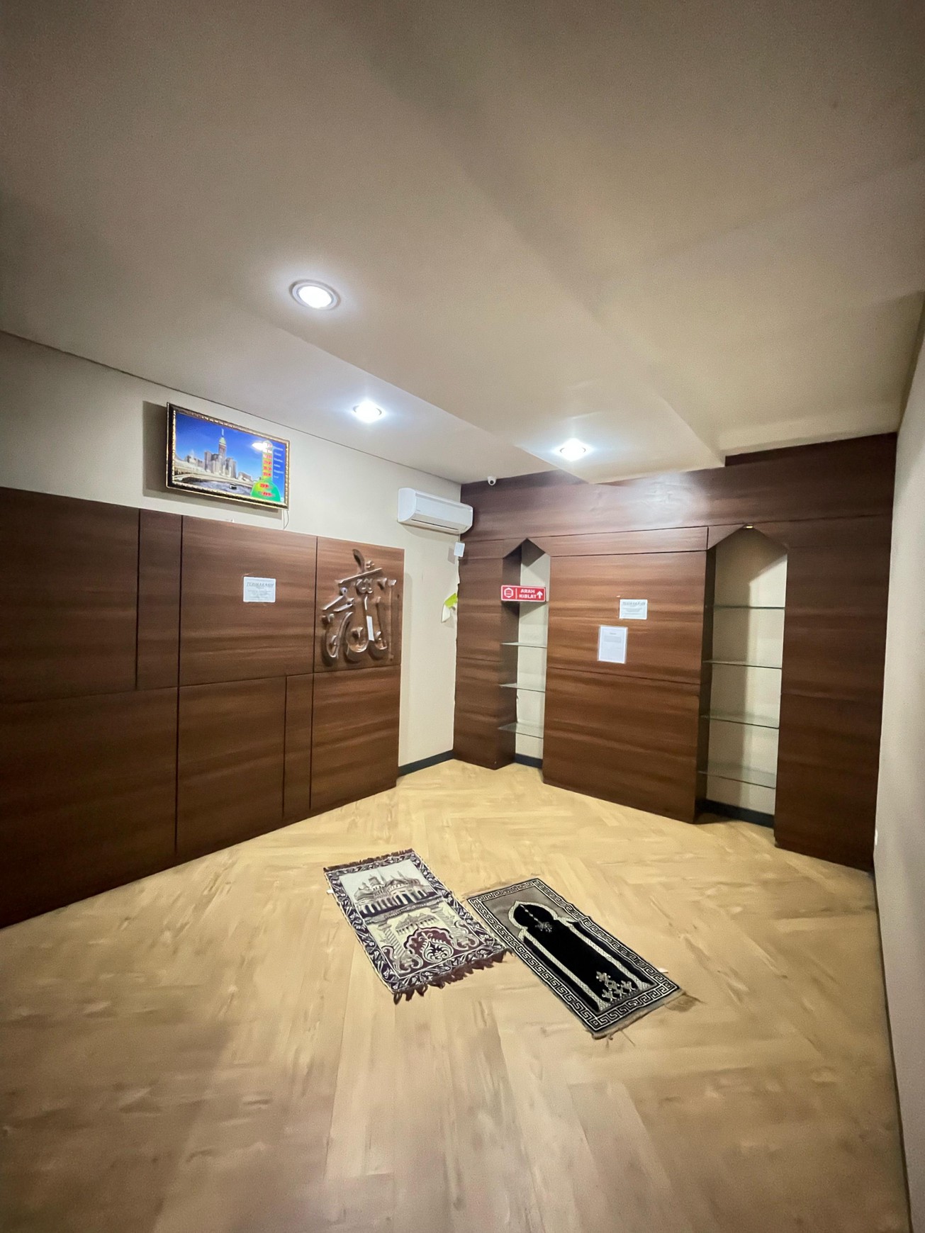 Disewakan ruko gandeng di jalan juanda jakarta pusat