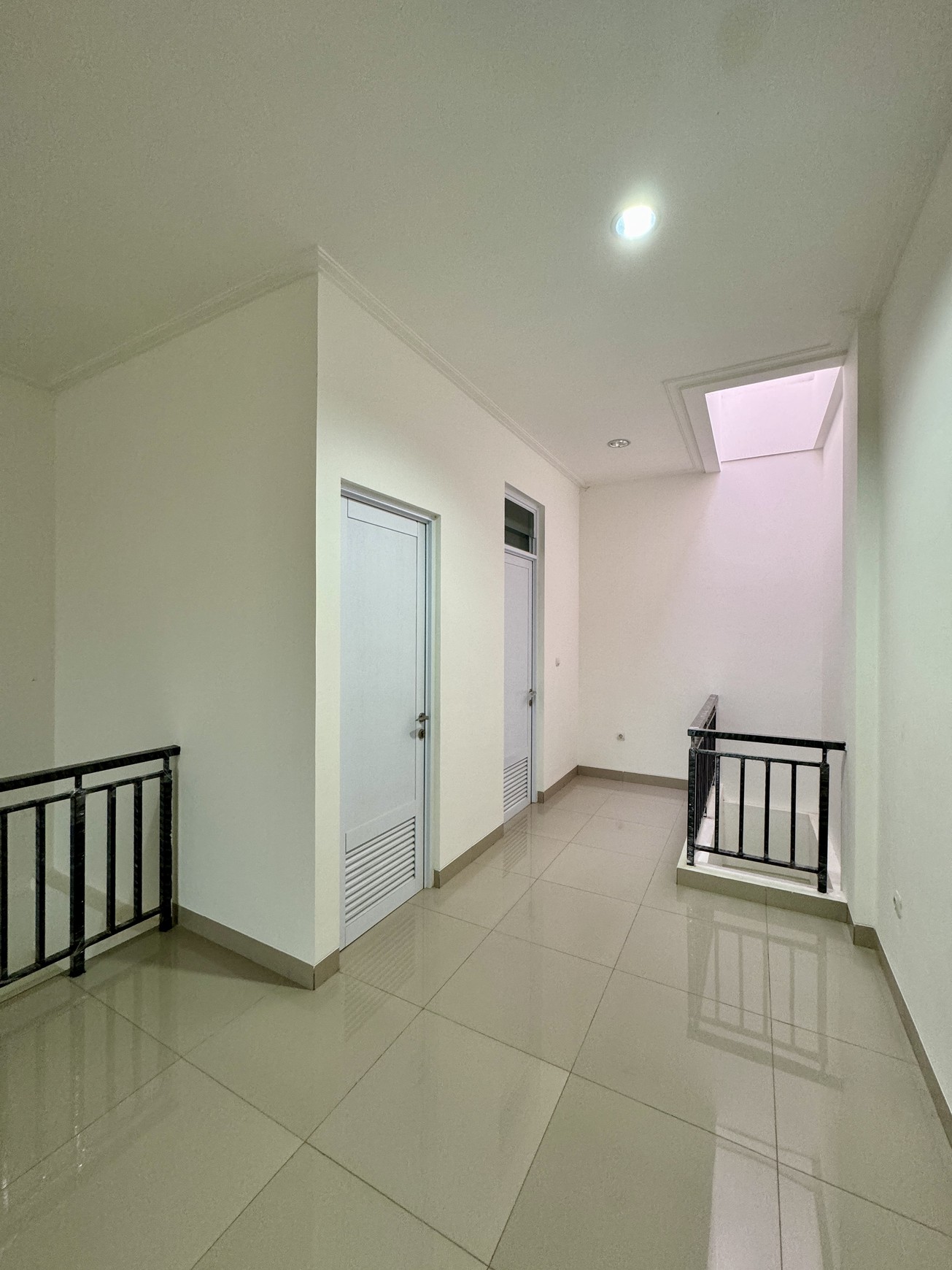Dijual Ruko La Riviera, PIK2