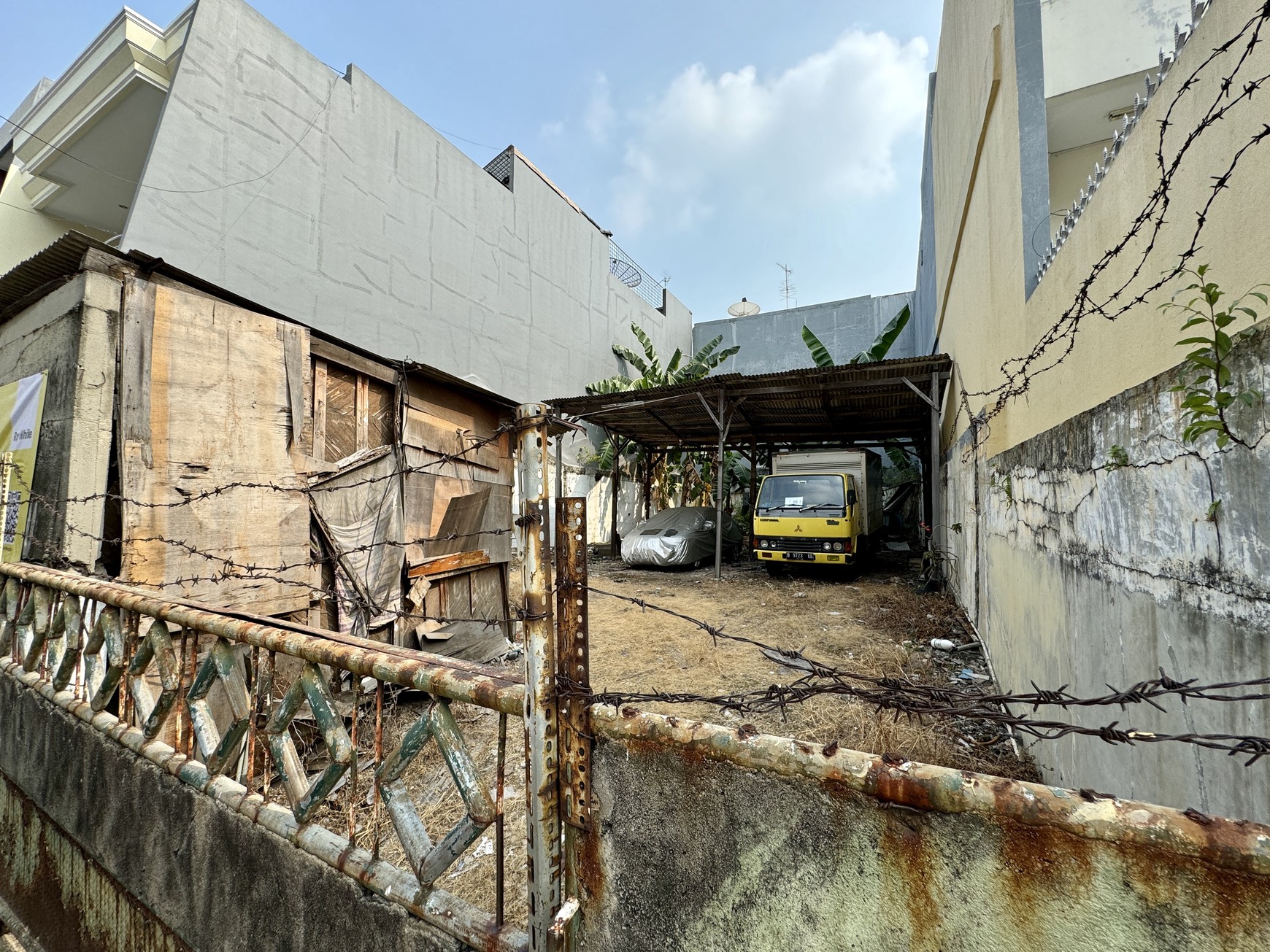 Dijual Kavling di Komplek Perumahan Pluit Sakti V, Jakarta Utara.