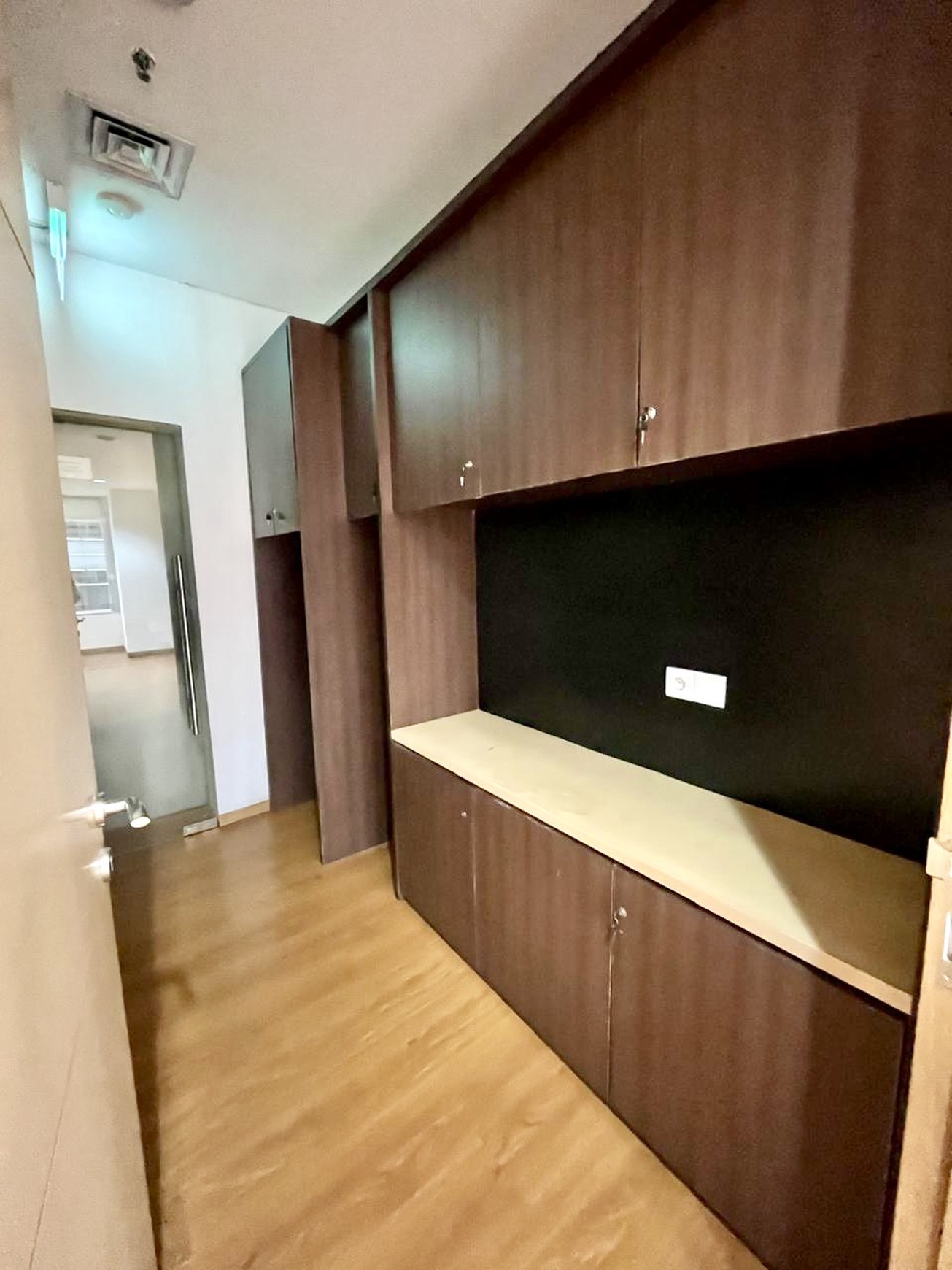 For Rent Office Space at Menara Sudirman, South Jakarta