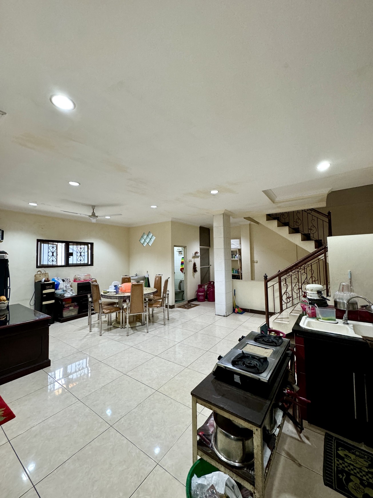 Dijual Ruko Gandeng di Blandongan, Tambora Jakarta Barat