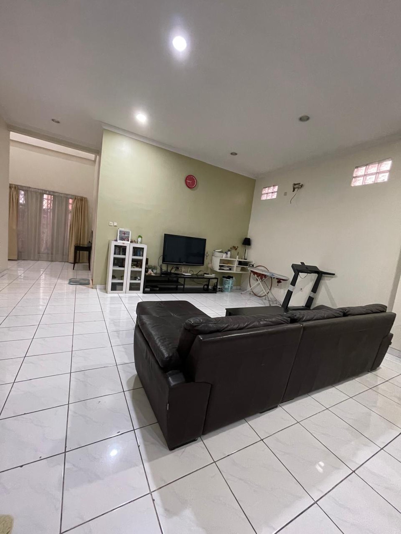 Dijual rumah di kavling polri jelambar