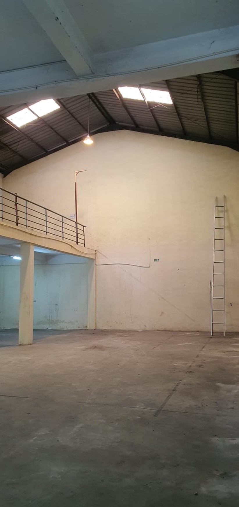 Disewa Gudang di Pergudangan Prima Centre Pesing Pogglar, Jakarta Barat