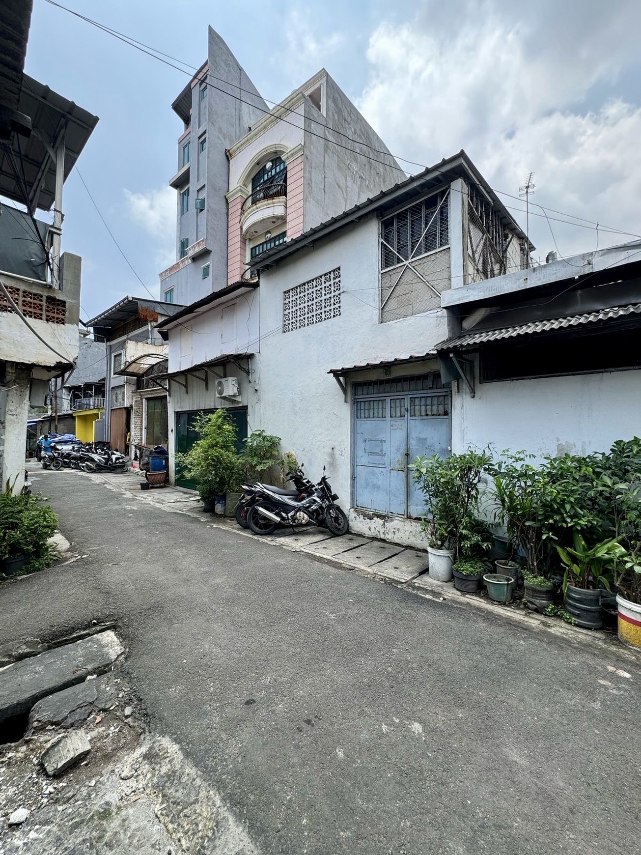 Dijual  Ruko di Pasar Pagi, Jakarta Barat
