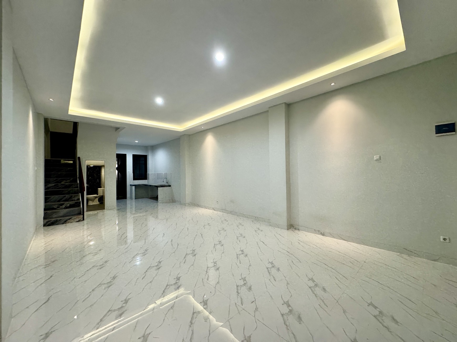 Dijual Ruko di Jalan Setia Warga Jelambar Baru, Jakarta Barat