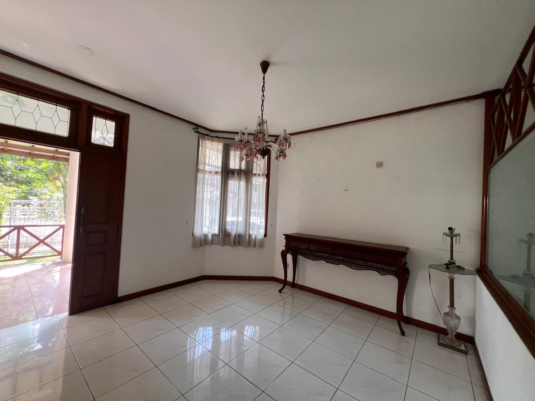 Rumah Bagus Di Jl Ismaya Cinere Depok Jawa Barat