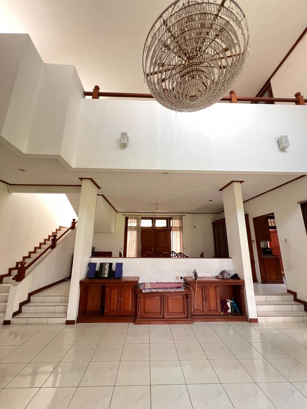 Rumah Bagus Di Jl Ismaya Cinere Depok Jawa Barat
