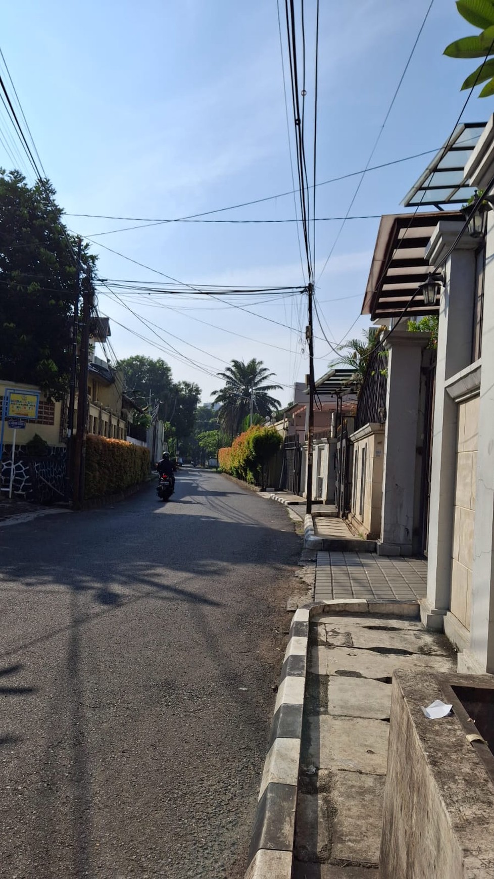 Turun Harga - Fixed Price. Rumah 2 Lantai di Lebak Lestari Indah Lebak Bulus, Cilandak, Jakarta Selatan