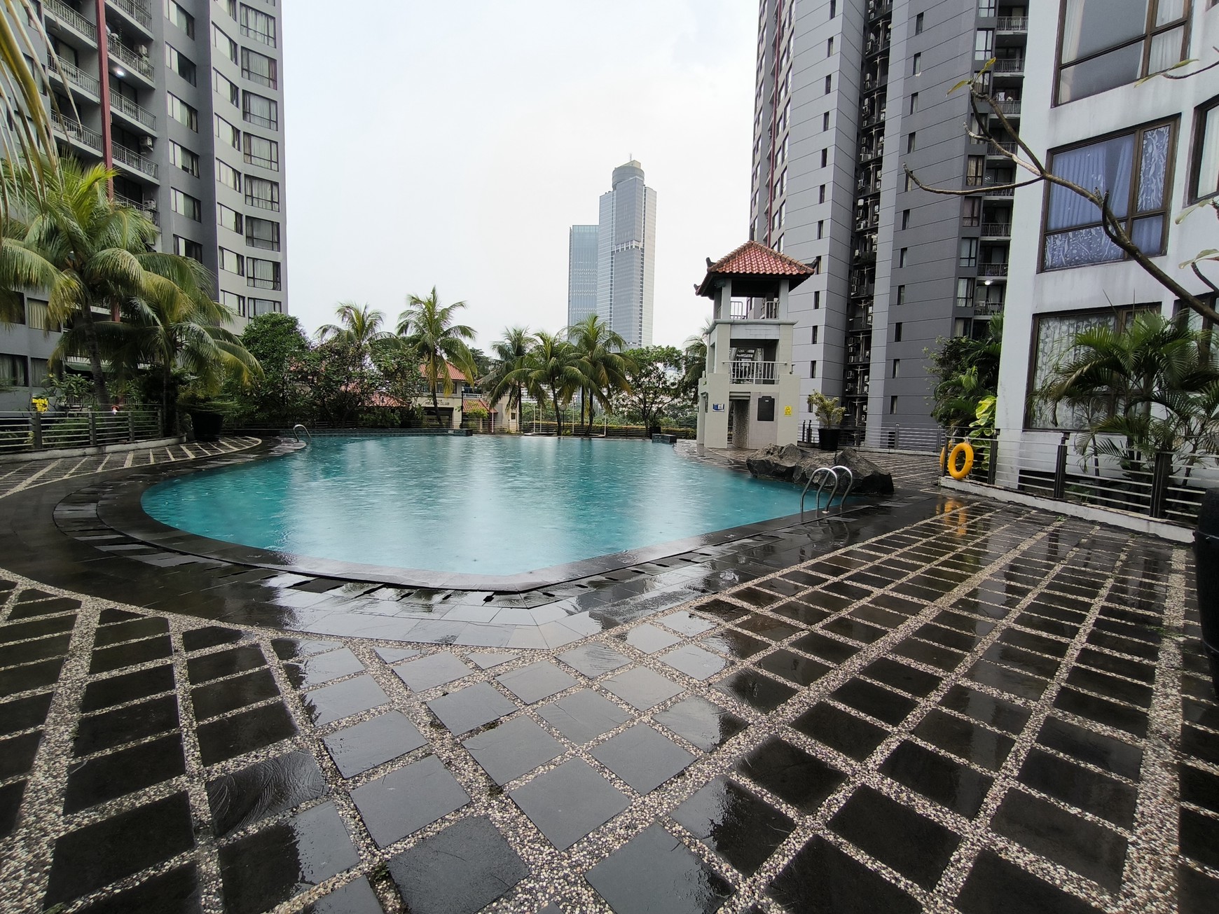 Apartemen Horison Rasuna Epicentrum Kuningan ex Aston Rasuna 2 BR - Sudah Renovasi Dekat ke LRT Busway