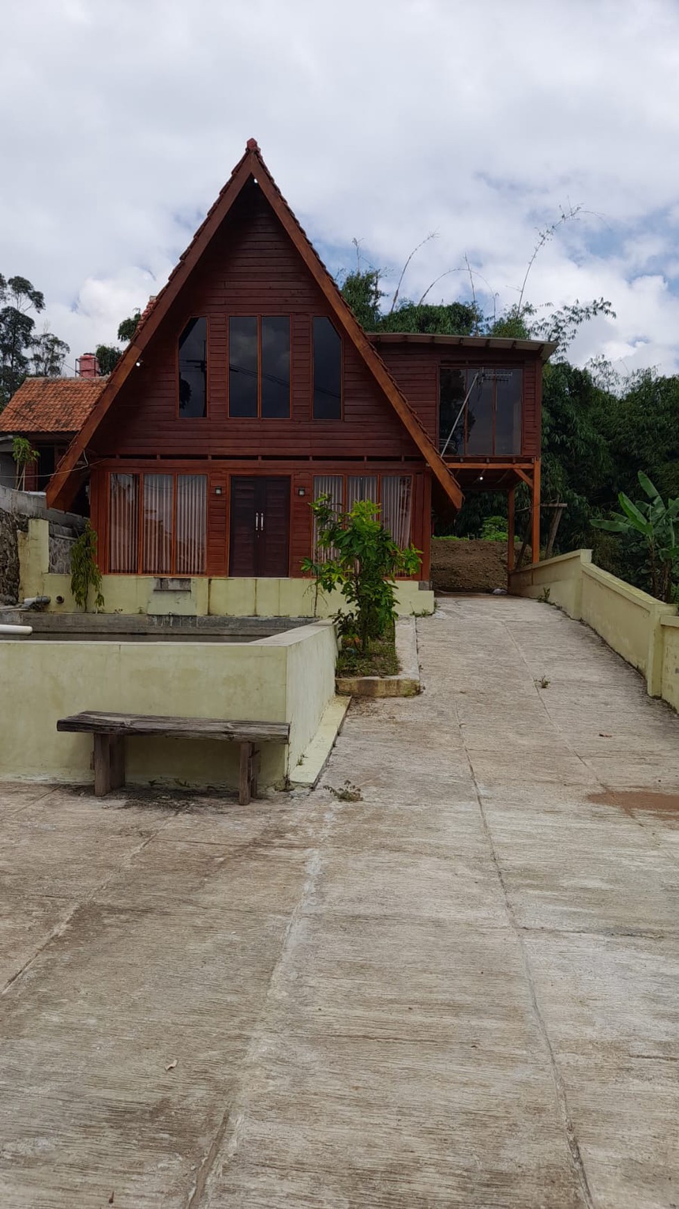 DIJUAL VILLA CIWIDEY VIEW INDAH MENGHADAP GUNUNG & SAWAH