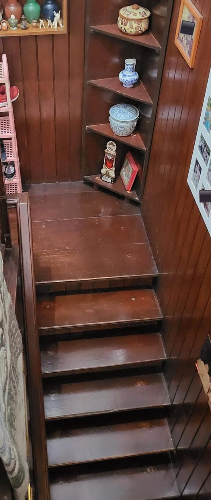 Rumah Luas 2 Lantai SHM Tengah Kota @Kebayoran Baru, Jakarta Selatan