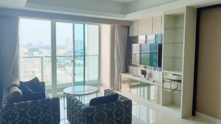 Apartemen The Kensington, tower Dallington, Kelapa Gading, 2 Bed. Lantai dan nomer cantik. Hoek