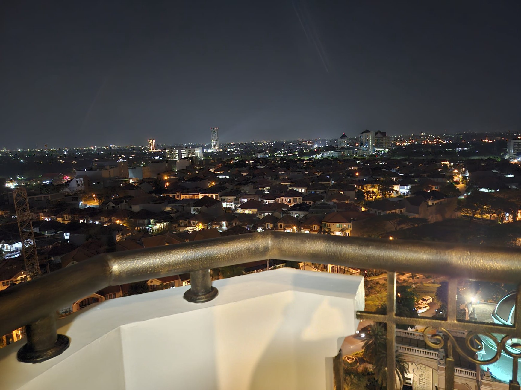 Disewakan Apartemen Waterplace 2BR Full Furnished Pakuwon Mall Surabaya Barat