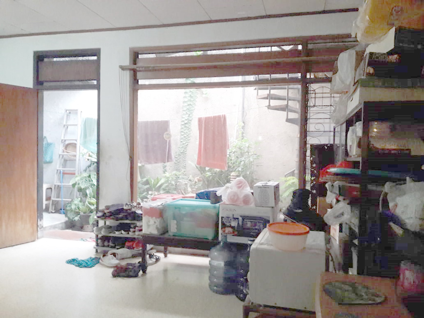 Rumah Luas Hitung Tanah Lokasi Strategis Pinggir Jalan Bintaro -Sektor 1
