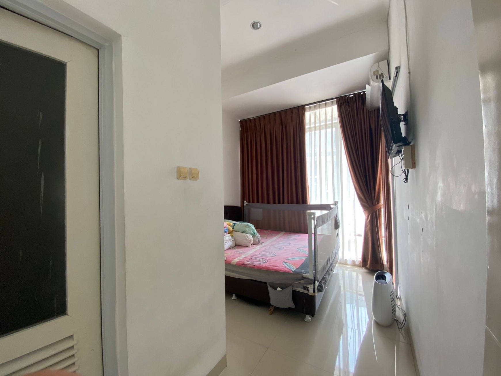 Rumah Nyaman Dalam Cluster Seberang Living Plaza Cinere Raya