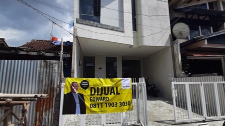RUMAS AESTEHTIC MEWAH DI PUSAT KOTA