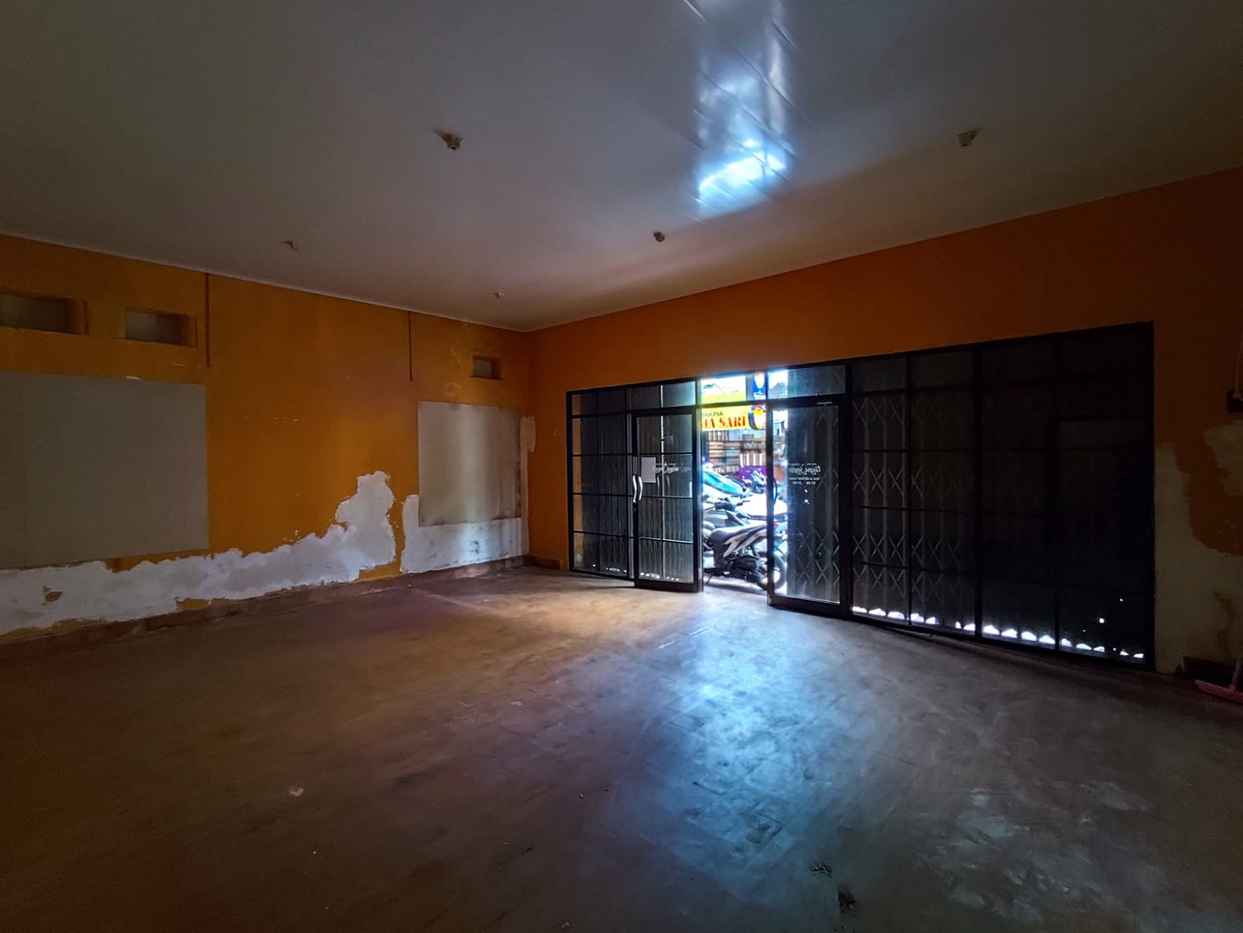 Ruko Di Jl Bhayangkara Beberapa Meter Dari Malioboro Yogyakarta.
