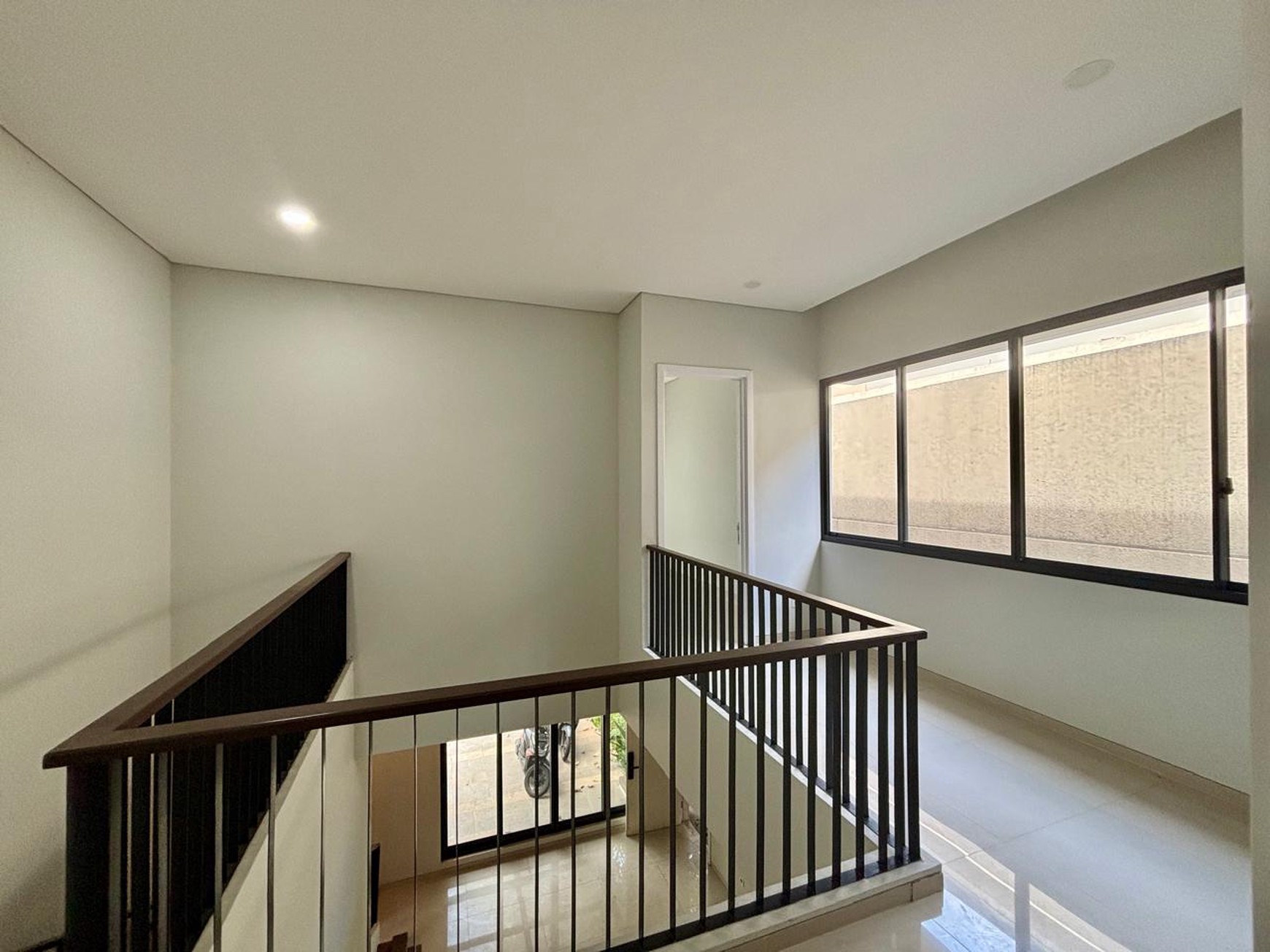 Rumah 2 Lantai dalam Cluster dan Lokasi Strategis @Bintaro -Sektor 9