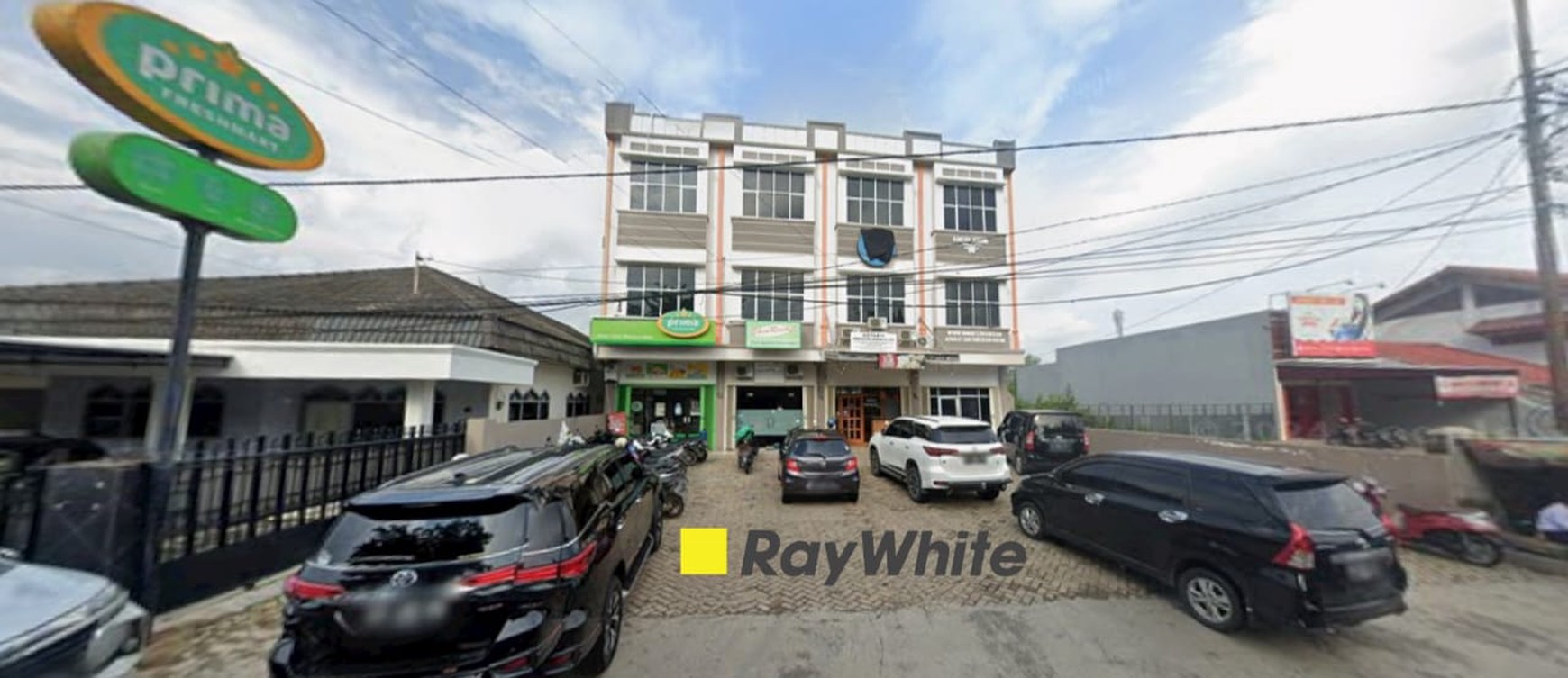 Ruko 3 lantai di urip sumoharjo way halim bandar lampung