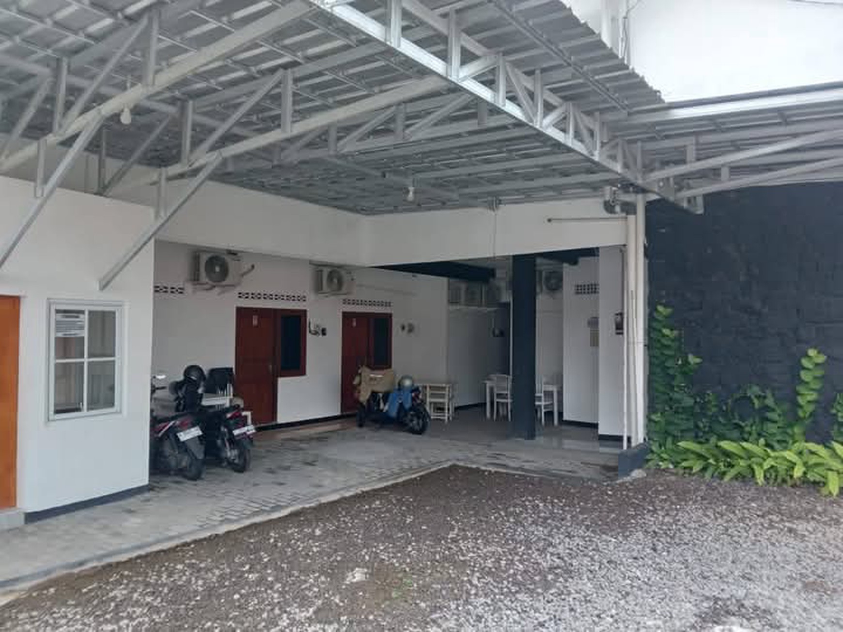 Investasi Rumah kost Furnish 35 Kamar Tidur Lokasi Dekat Kampus YKPN Caturtunggal Depok Sleman