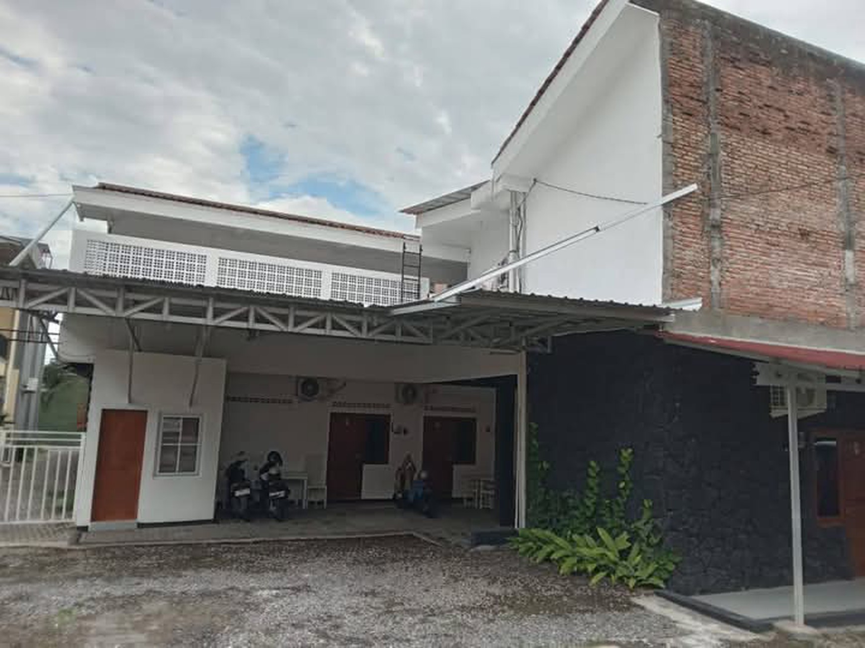 Investasi Rumah kost Furnish 35 Kamar Tidur Lokasi Dekat Kampus YKPN Caturtunggal Depok Sleman