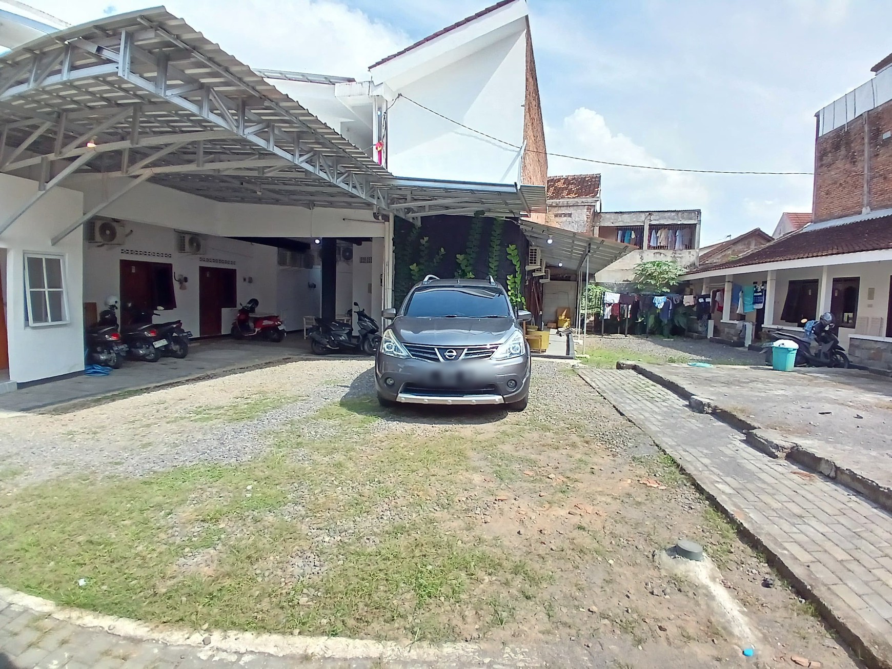 Investasi Rumah kost Furnish 35 Kamar Tidur Lokasi Dekat Kampus YKPN Caturtunggal Depok Sleman