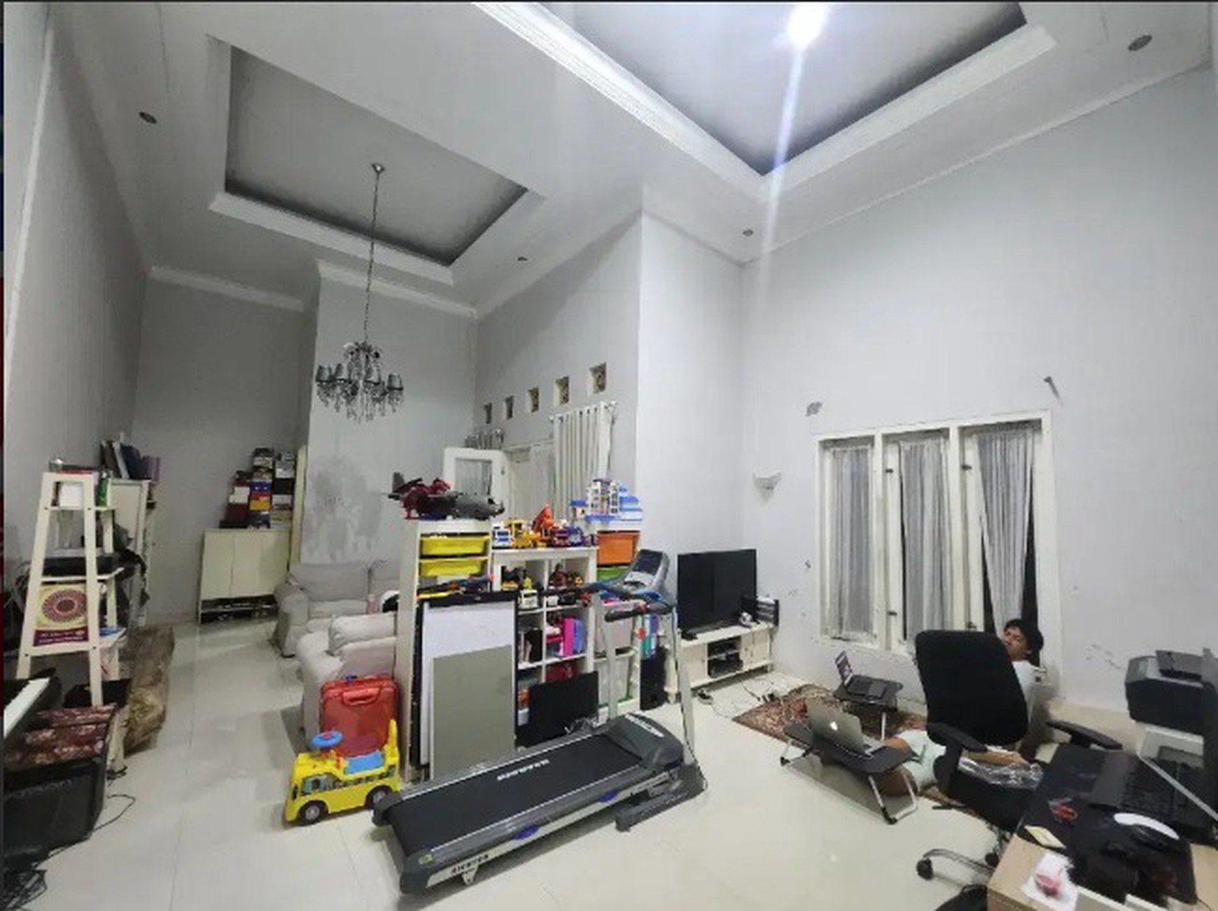 Rumah Mewah Semi Furnish Di Perum Pesona Regency Yogyakarta