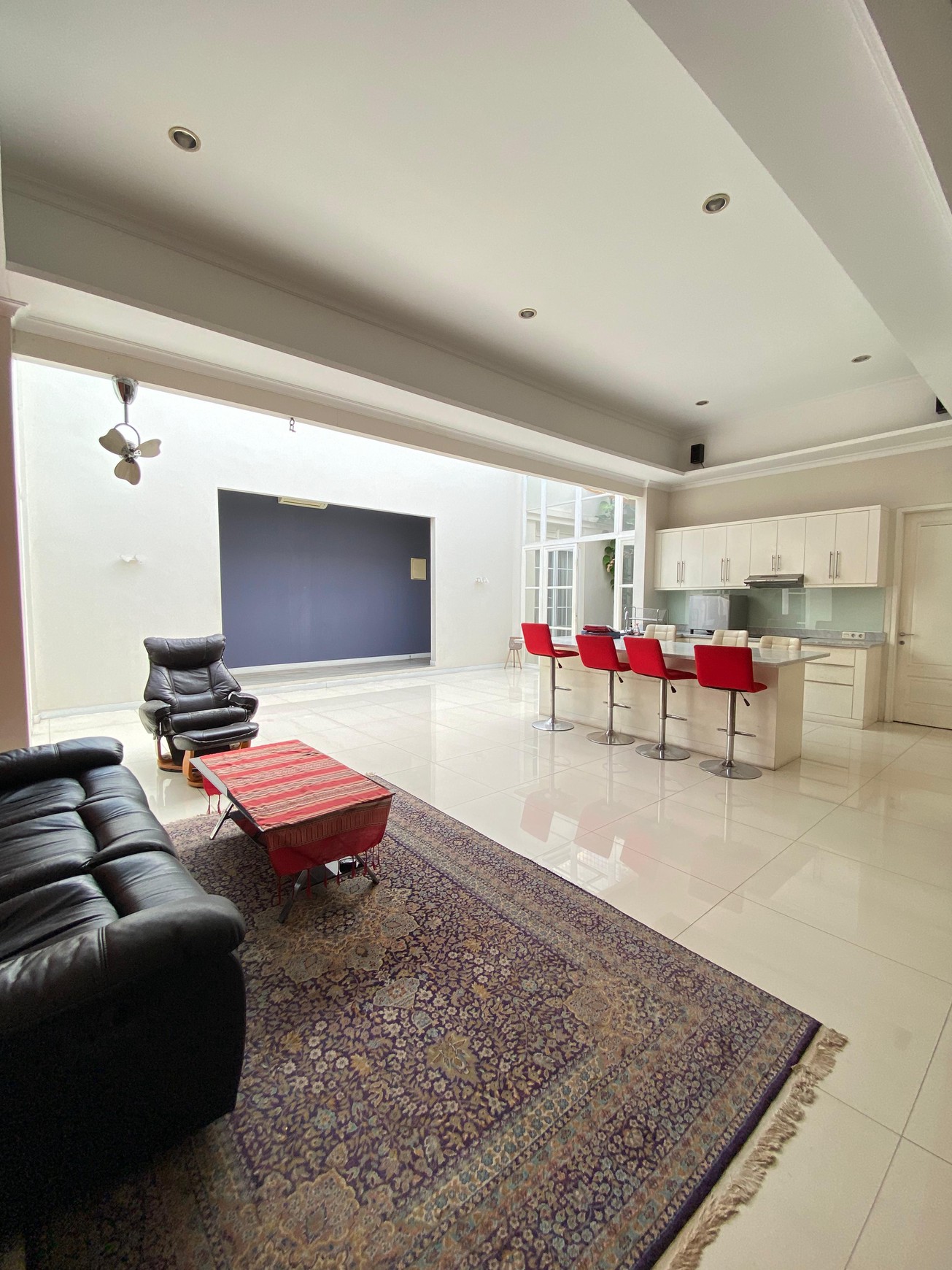 Rumah Mewah Super Luas di Menteng, Jakarta Pusat - Lokasi Premium