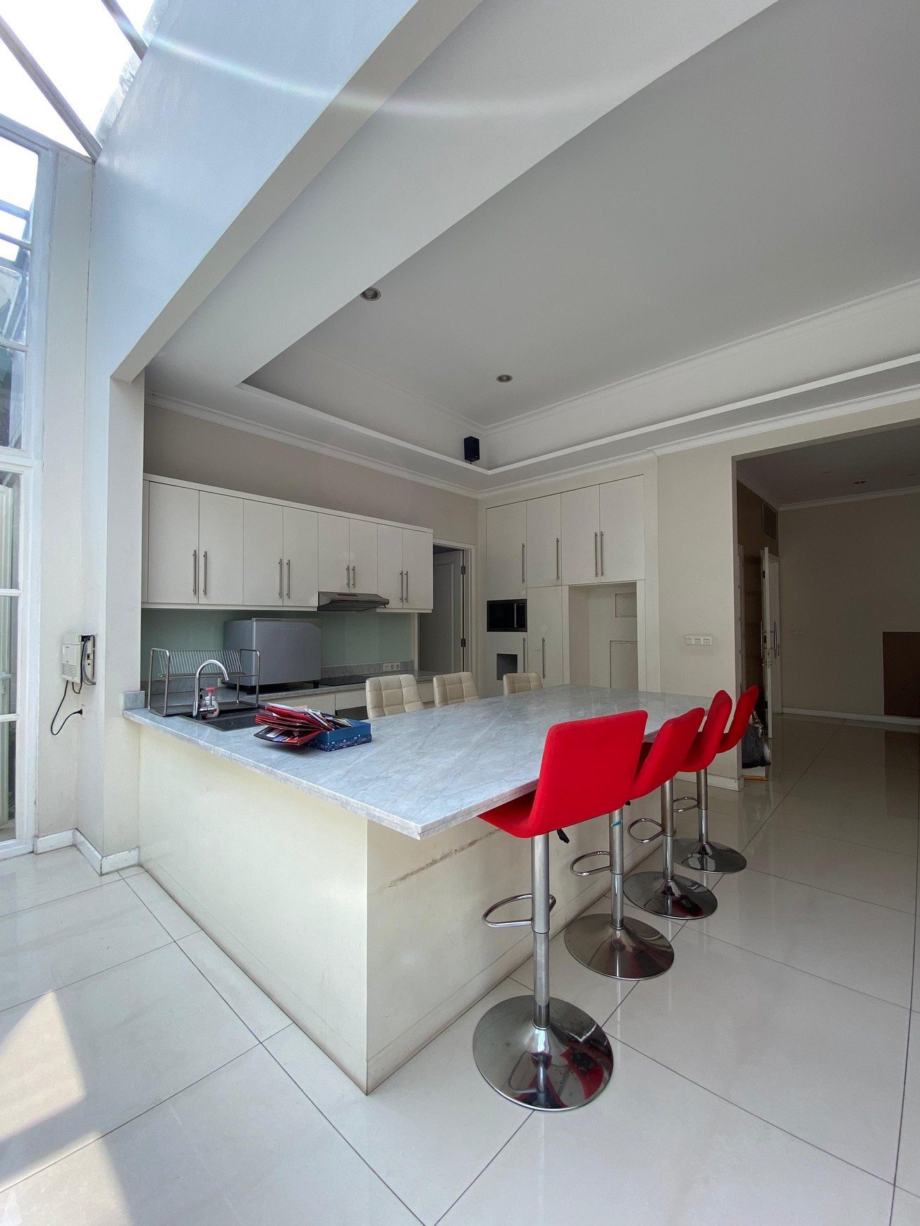 Rumah Mewah Super Luas di Menteng, Jakarta Pusat - Lokasi Premium