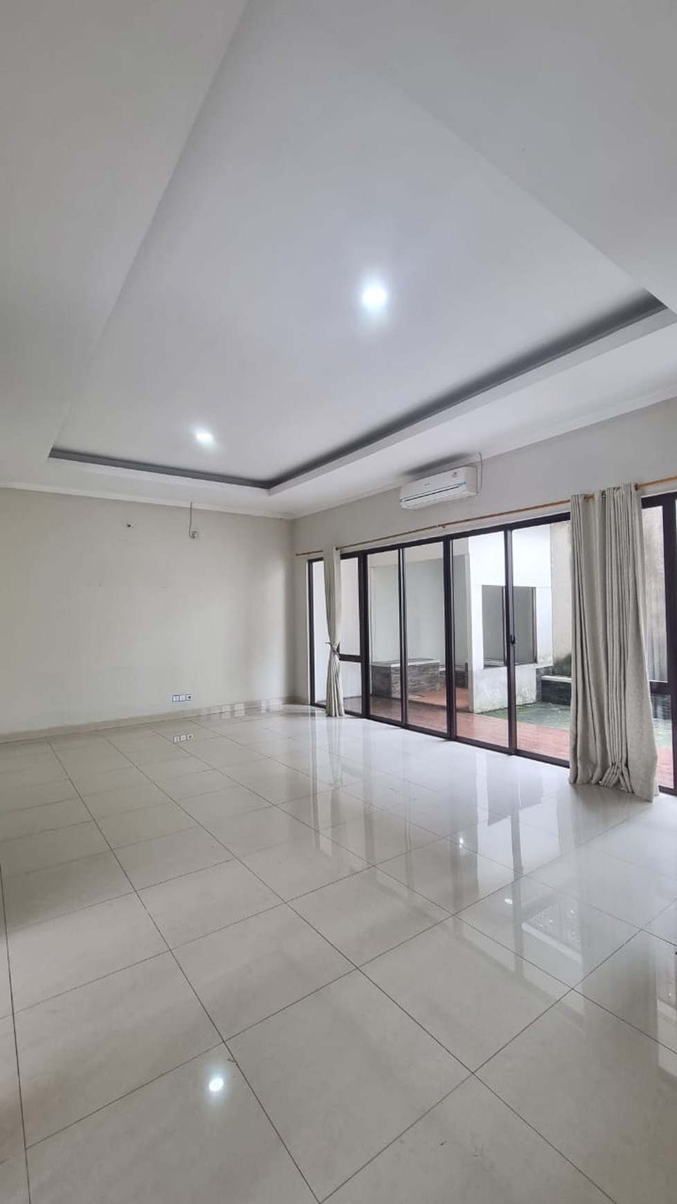 Rumah 2½ Lantai Siap Huni Premium Area Semi Furnished @Bintaro-Sektor 7